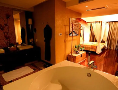 贵阳养生会所的黄昏恋：当爱情遇上八十岁